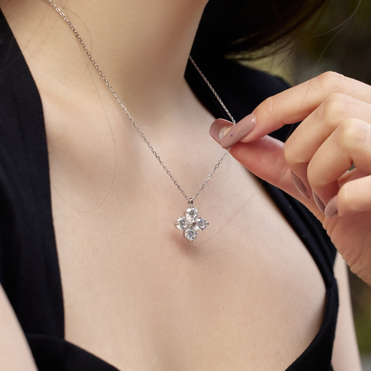 [Bijoux de luxe] Collier trèfle à quatre feuilles et étoile à huit branches