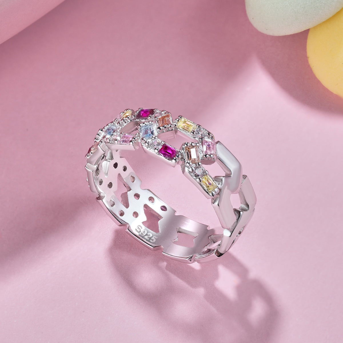 [Luxe Jewelry]Sparkling Vibrant Emerald Cut Daily Ring