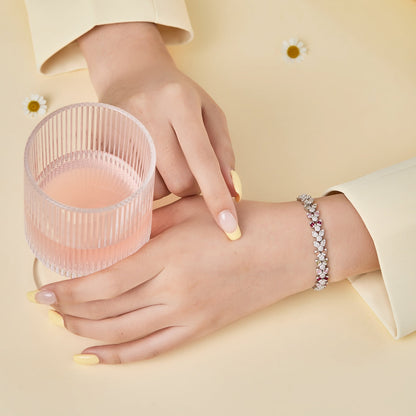 [Luxe Jewelry]Dainty Exquisite Flower Shape Daily Bracelet