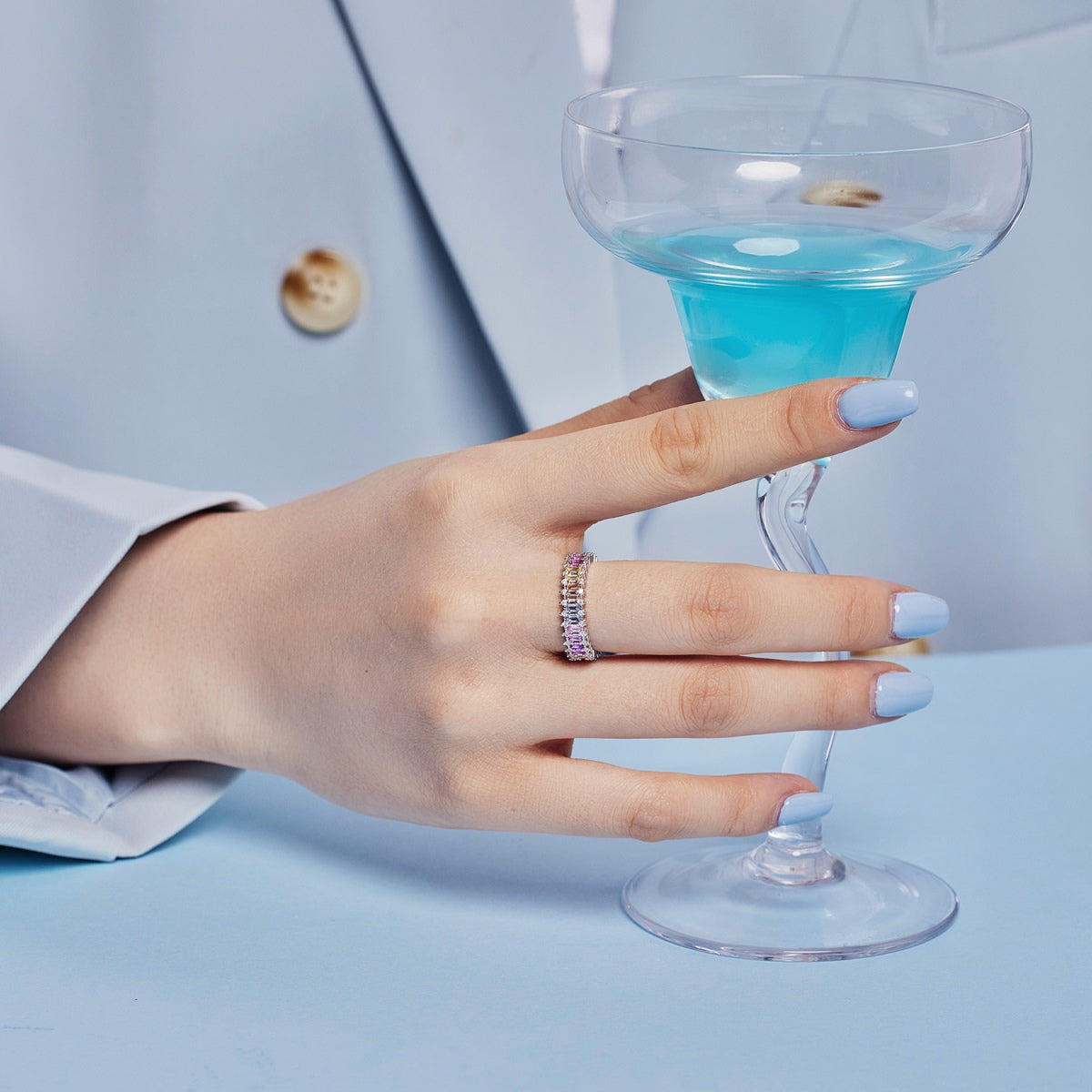 [Luxe Jewelry]Splashy Ornate Emerald Cut Cocktail Ring
