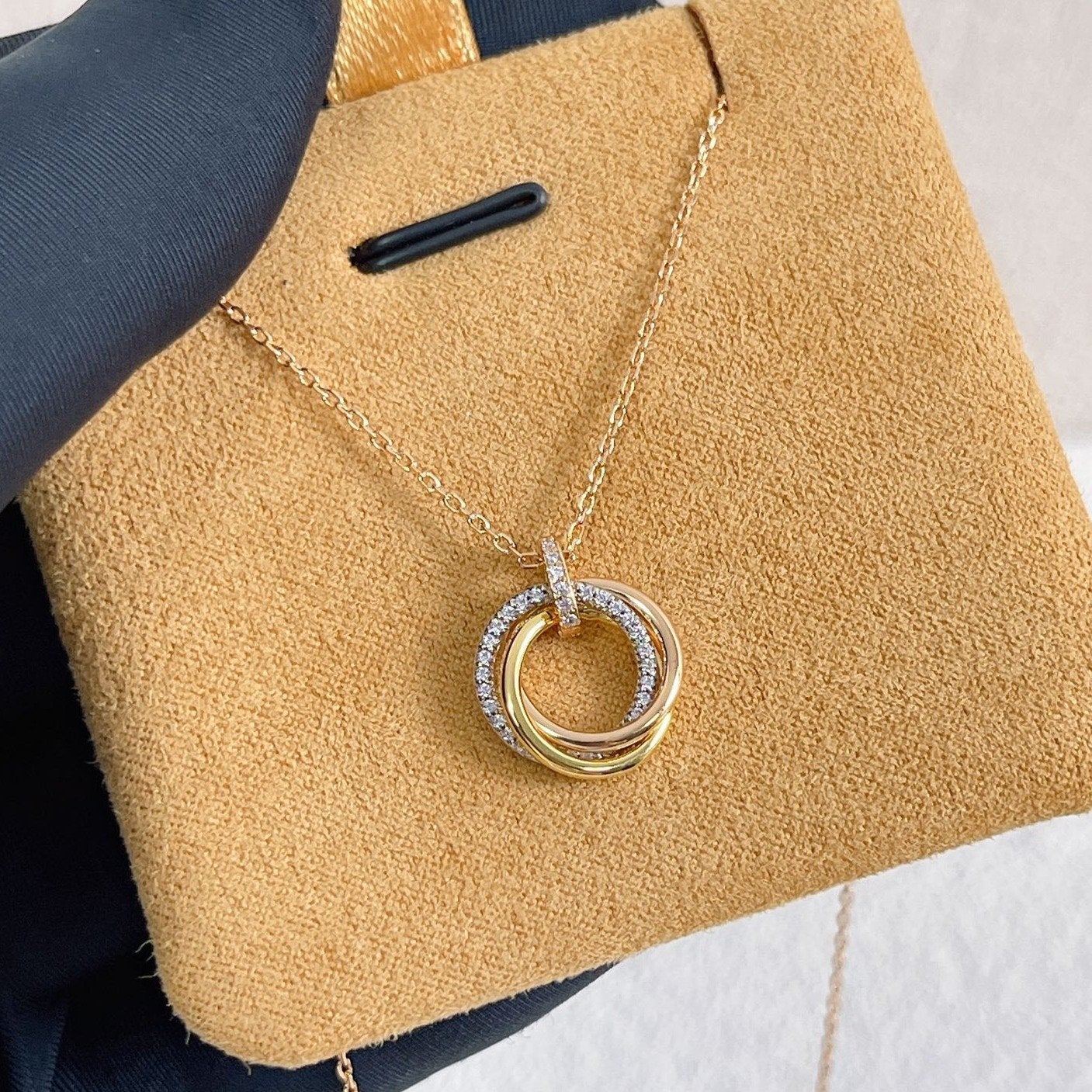 [Bijoux de luxe] COLLIER TRINITY ARGENT OR OR ROSE DIAMANTS 
