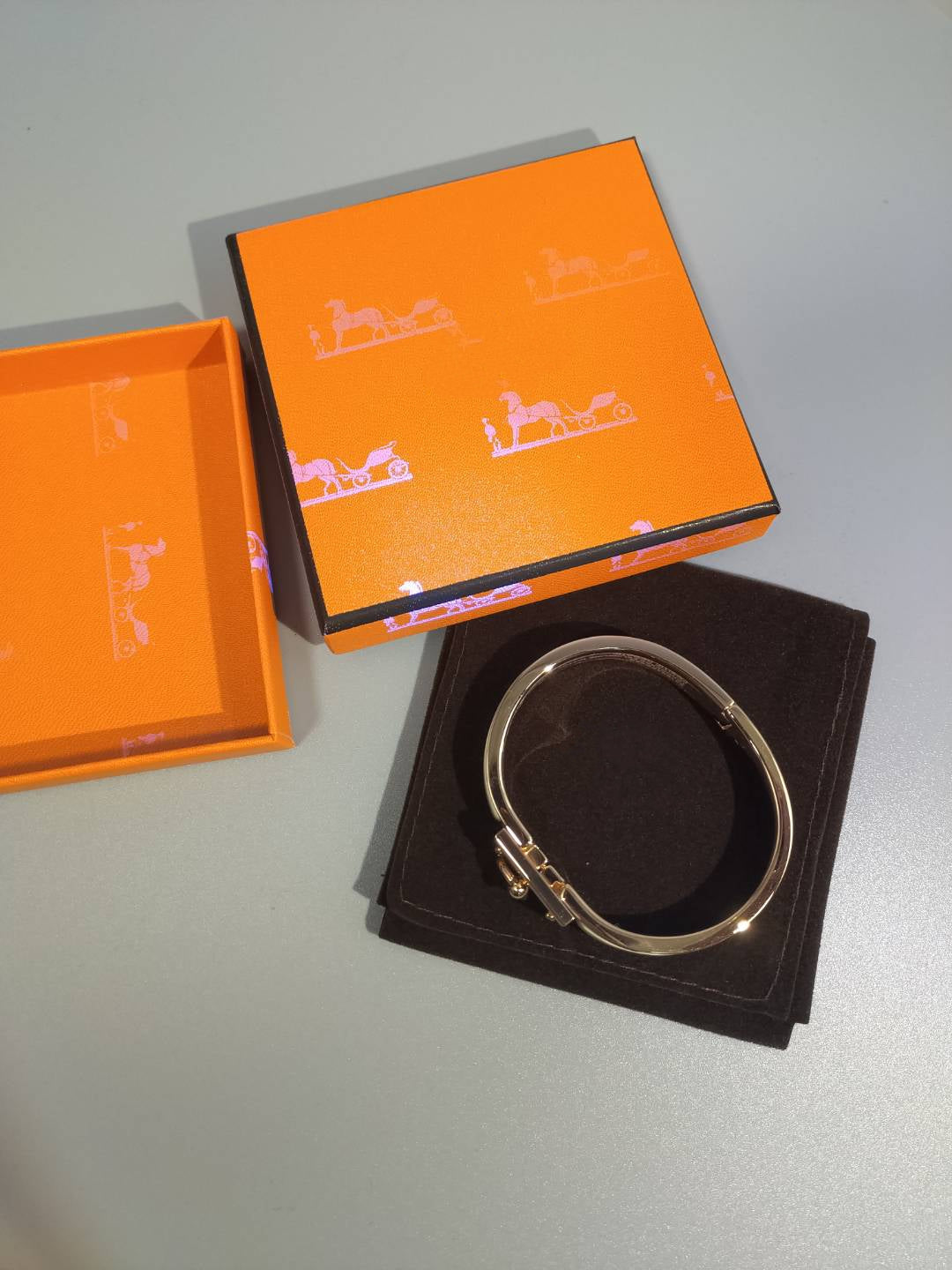 [Luxe Jewelry]H ORANGE BRACELET