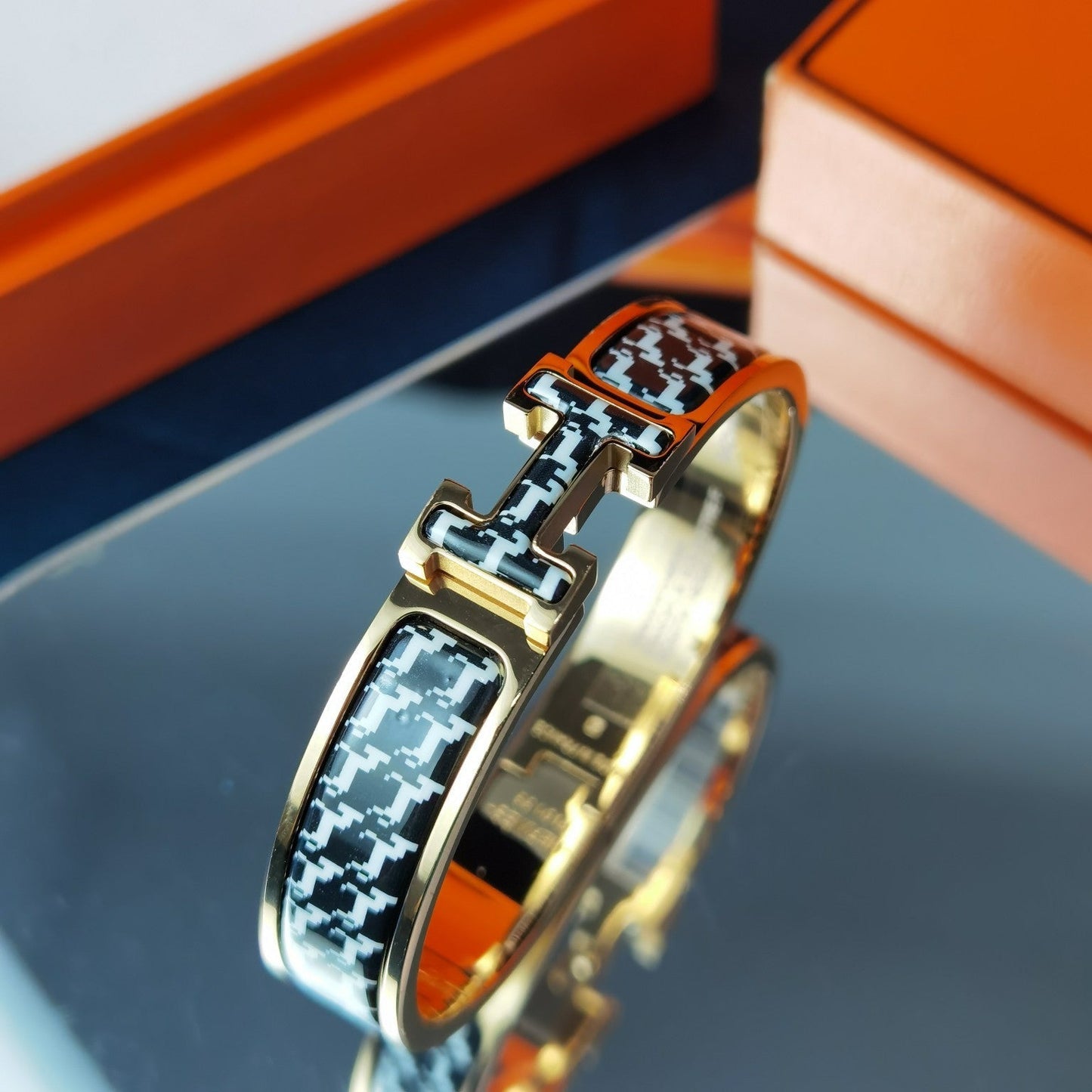 [Luxe Jewelry]H HORSE BRACELET 12MM