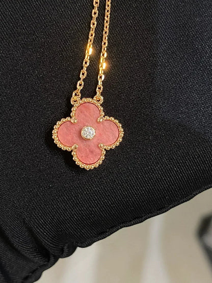 [Bijoux de luxe] Collier Clover 15 mm en rhodonite et diamants