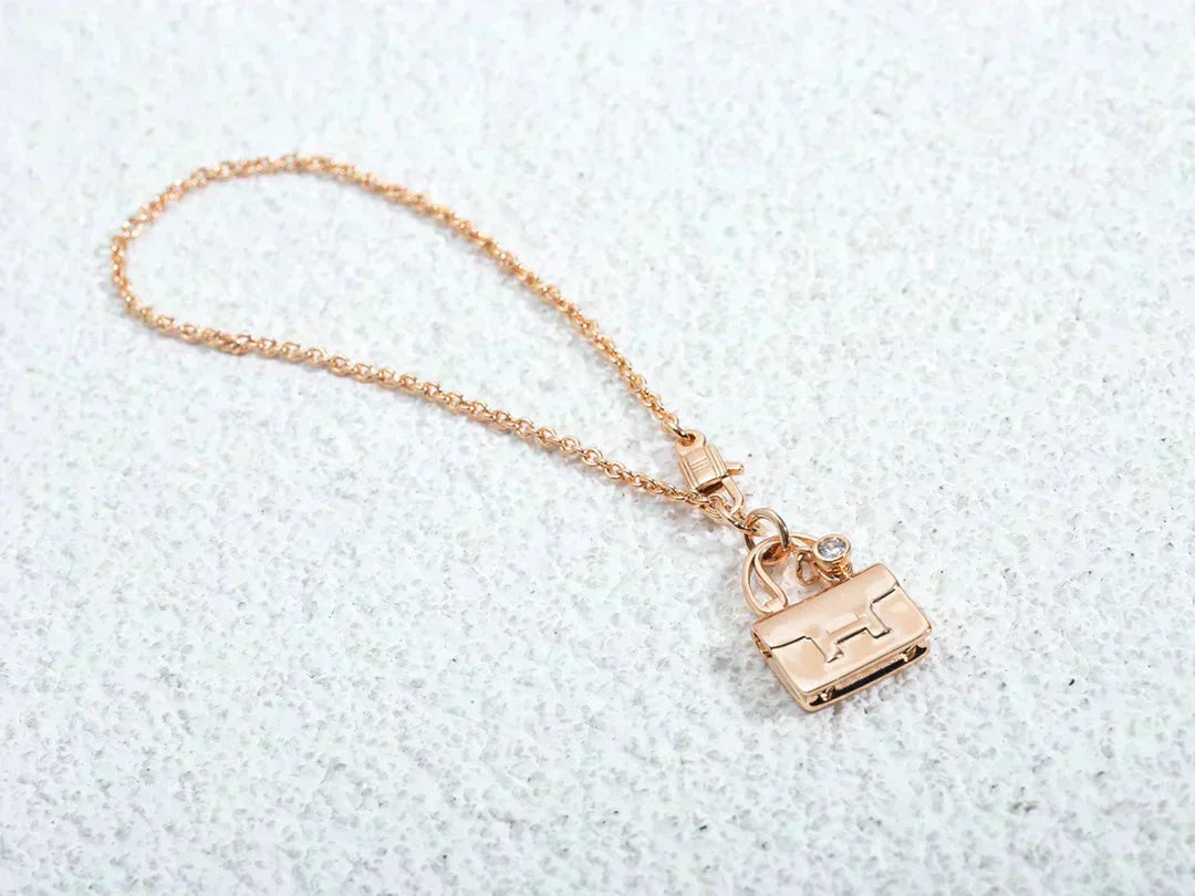 [Luxe Jewelry]AMULETTE PEDANT ROSE GOLD NECKLACE