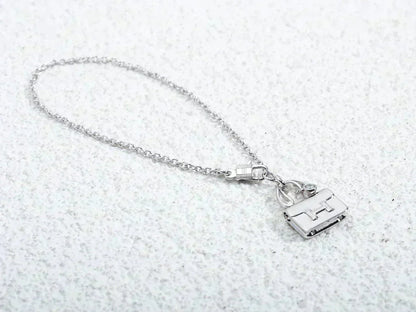 [Luxe Jewelry]AMULETTE PEDANT SILVER NECKLACE