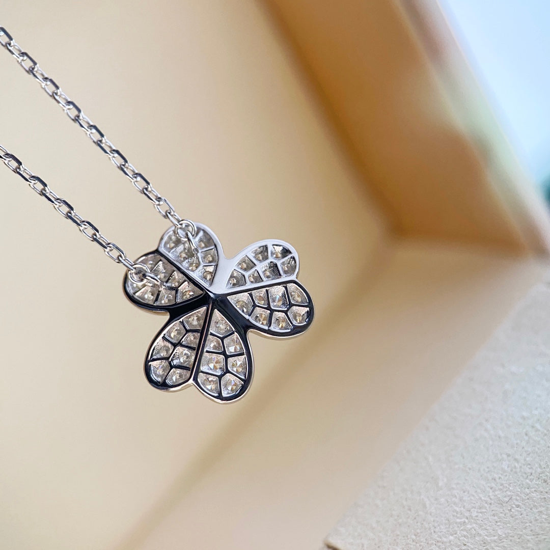 [Luxe Jewelry]CLOVER DIAMOND NECKLACE SILVER