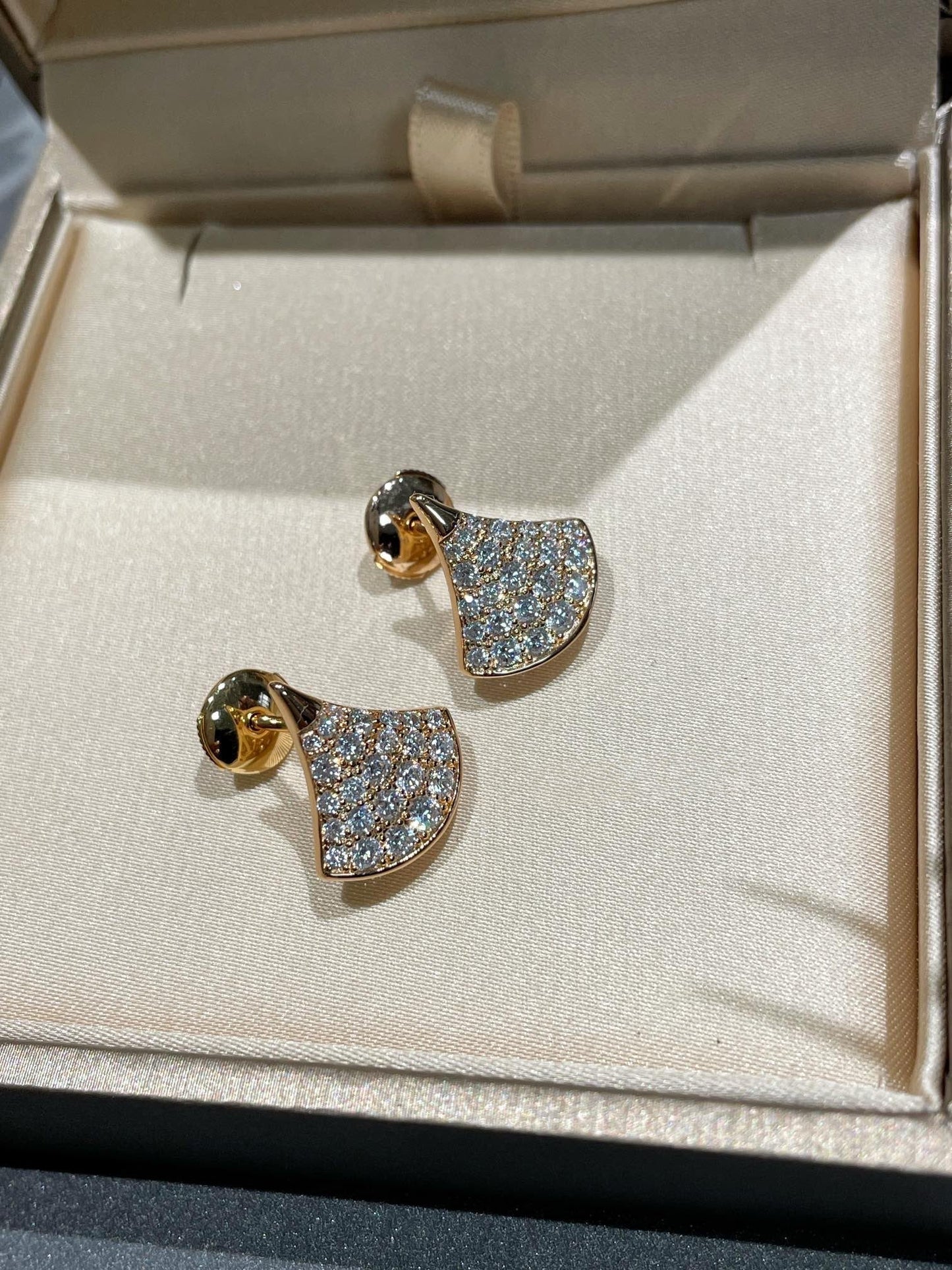 [Luxe Jewelry]DREAM STUD EARRINGS DIAMOND