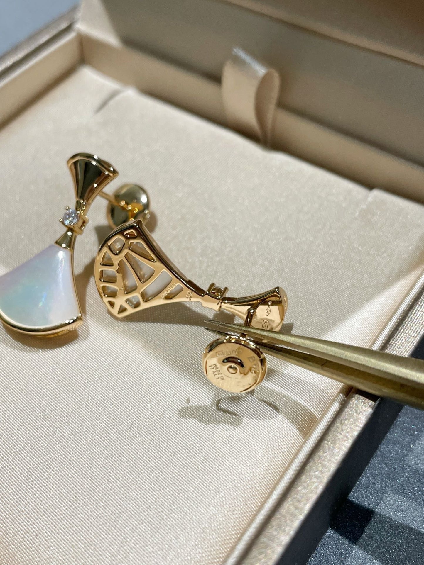 [Luxe Jewelry]DREAM MOP 1 DIAMOND EARRINGS