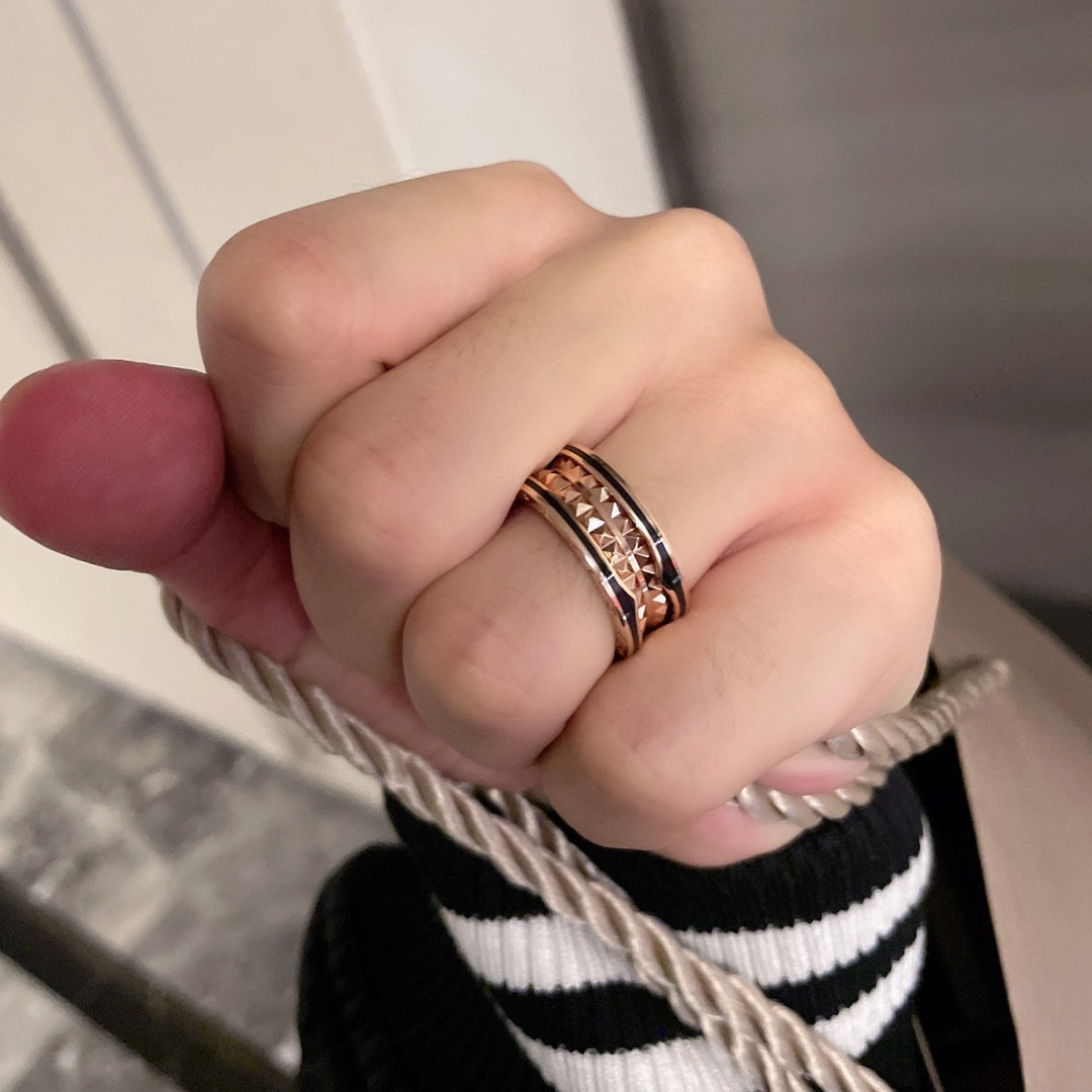[Bijoux de luxe] BAGUE ZERO 1 EN OR ROSE ET CÉRAMIQUE NOIRE
