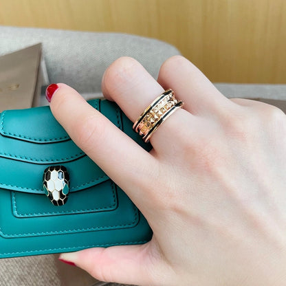 [Bijoux de luxe] BAGUE ZERO 1 EN OR ROSE ET CÉRAMIQUE NOIRE