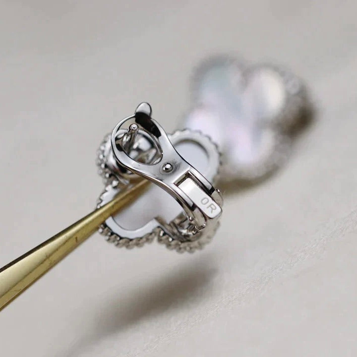 [Luxe Jewelry]CLOVER MEDIUM 1 MOTIFS  WHITE MOP EARRINGS SILVER