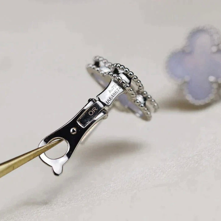 [Luxe Jewelry]CLOVER MEDIUM 1 MOTIFS  WHITE MOP EARRINGS SILVER