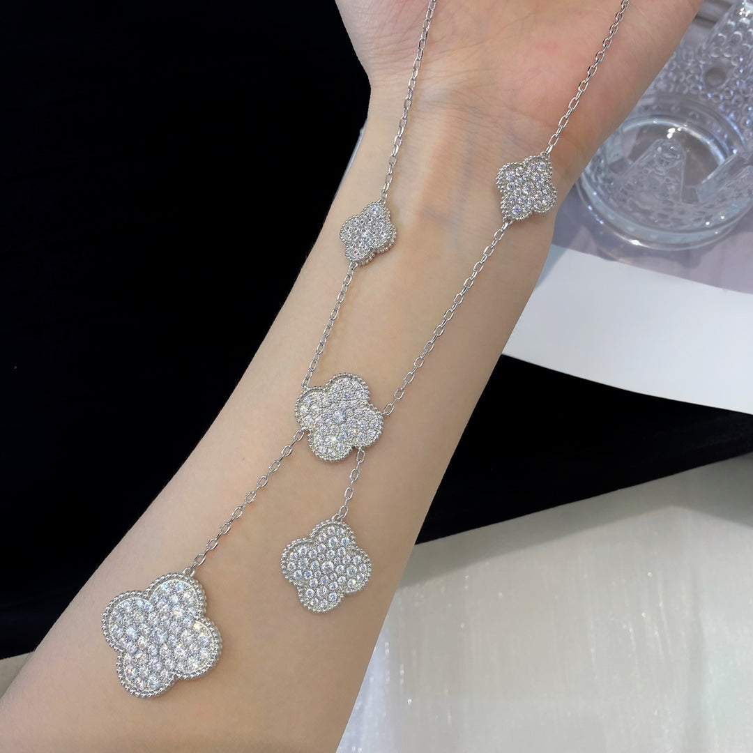 [Luxe Jewelry]CLOVER 5 MOTIFS SILVER DIAMONDS NECKLACE