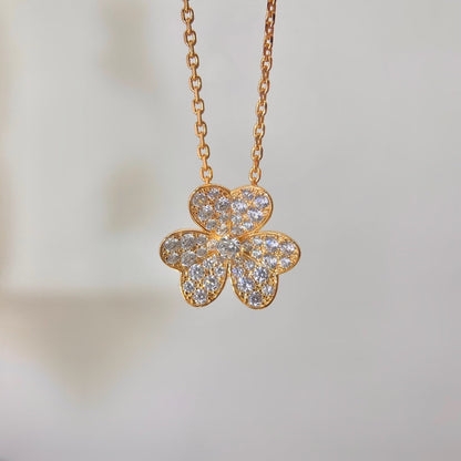 [Luxe Jewelry]FLOWER DIAMOND NECKLACE