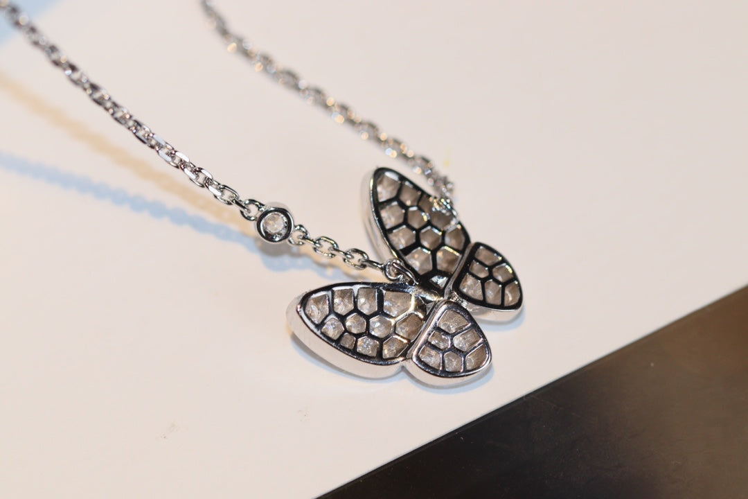 [Luxe Jewelry]BUTTERFLY DIAMOND NECKLACE