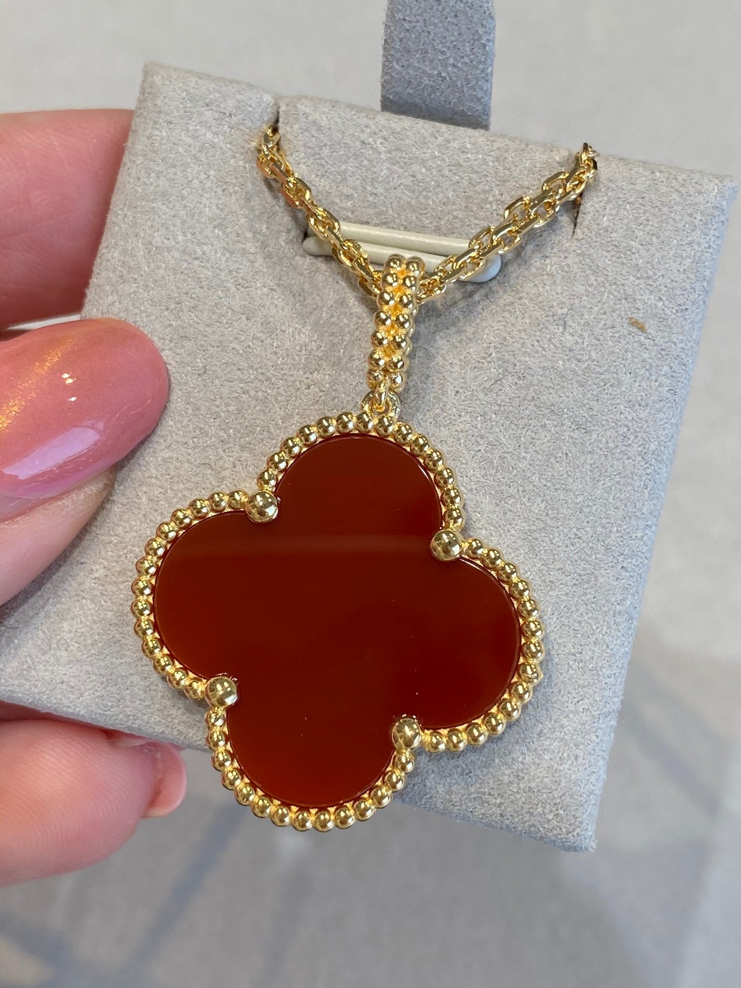 [Luxe Jewelry]CLOVER 25MM NECKLACE GOLD CARNELIAN