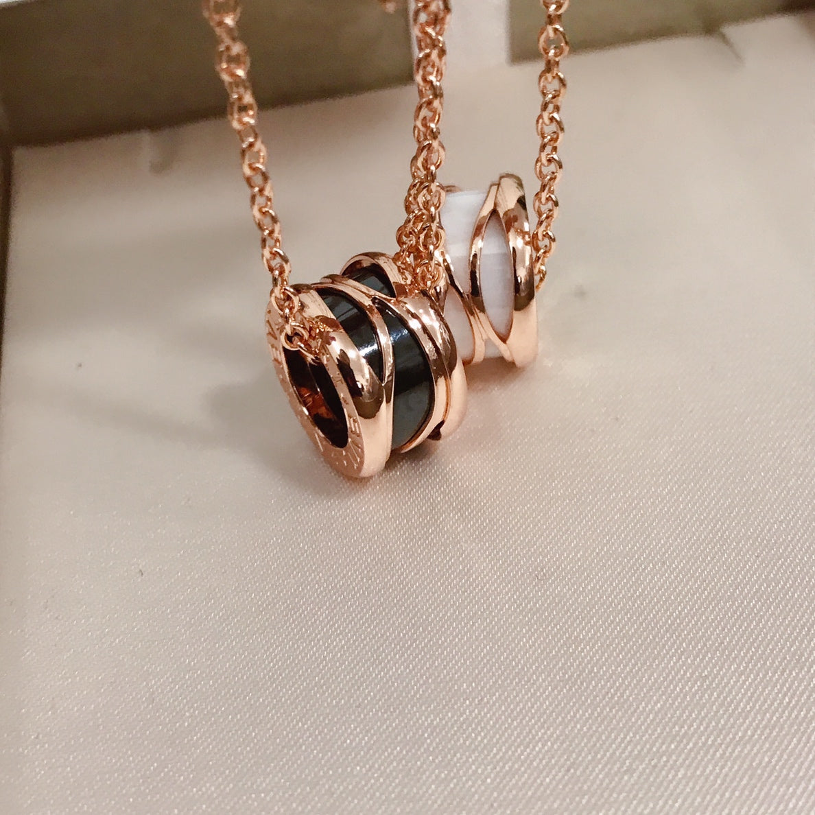[Bijoux de luxe] ZERO 1 QUATRE BANDES EN OR ROSE CÉRAMIQUE