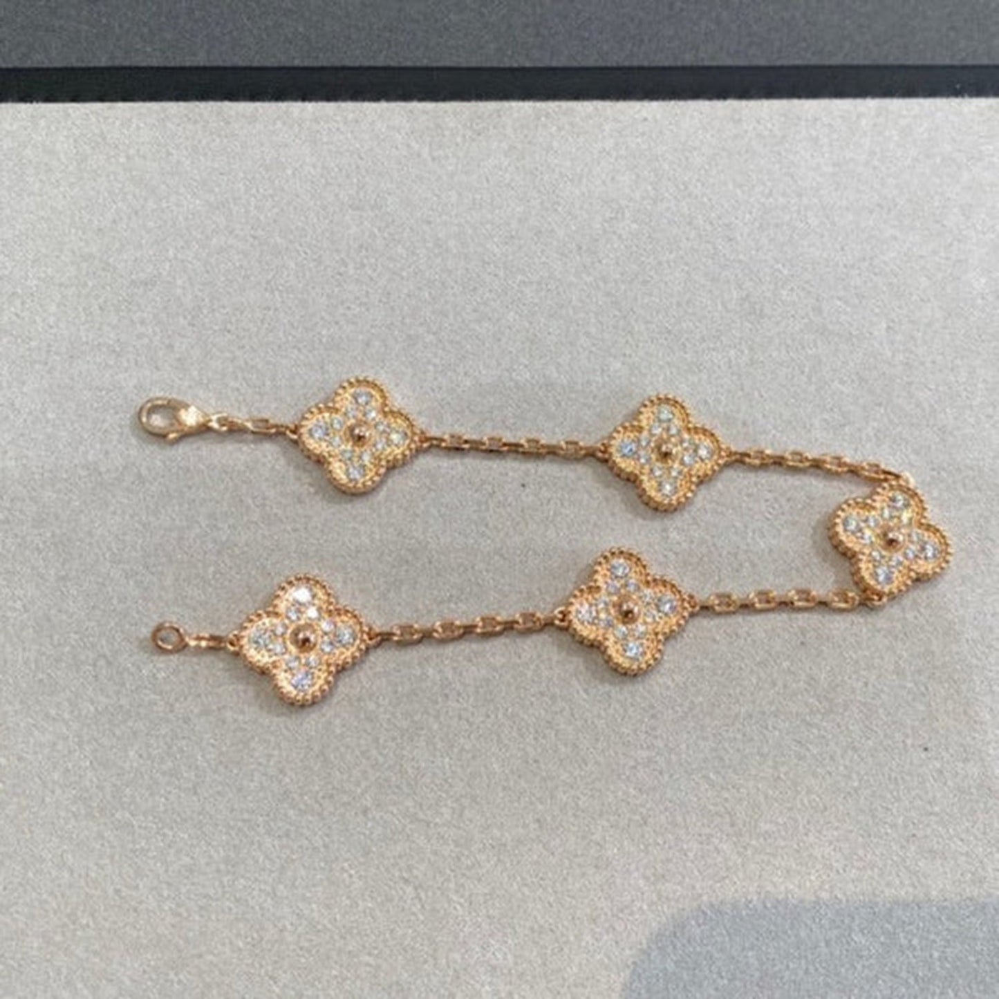 [Bijoux de luxe] BRACELET TRÉFLE 5 MOTIFS ENTIÈREMENT DIAMANT