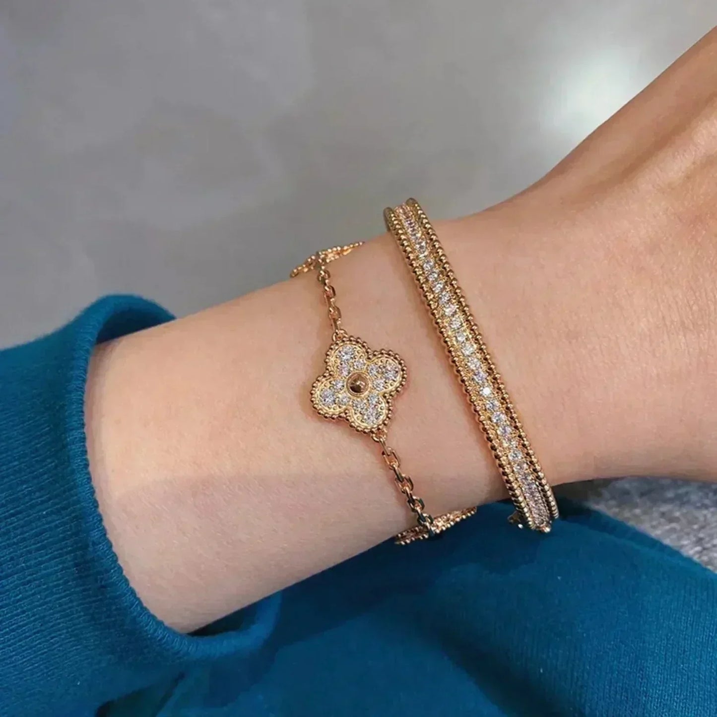 [Bijoux de luxe] BRACELET TRÉFLE 5 MOTIFS ENTIÈREMENT DIAMANT