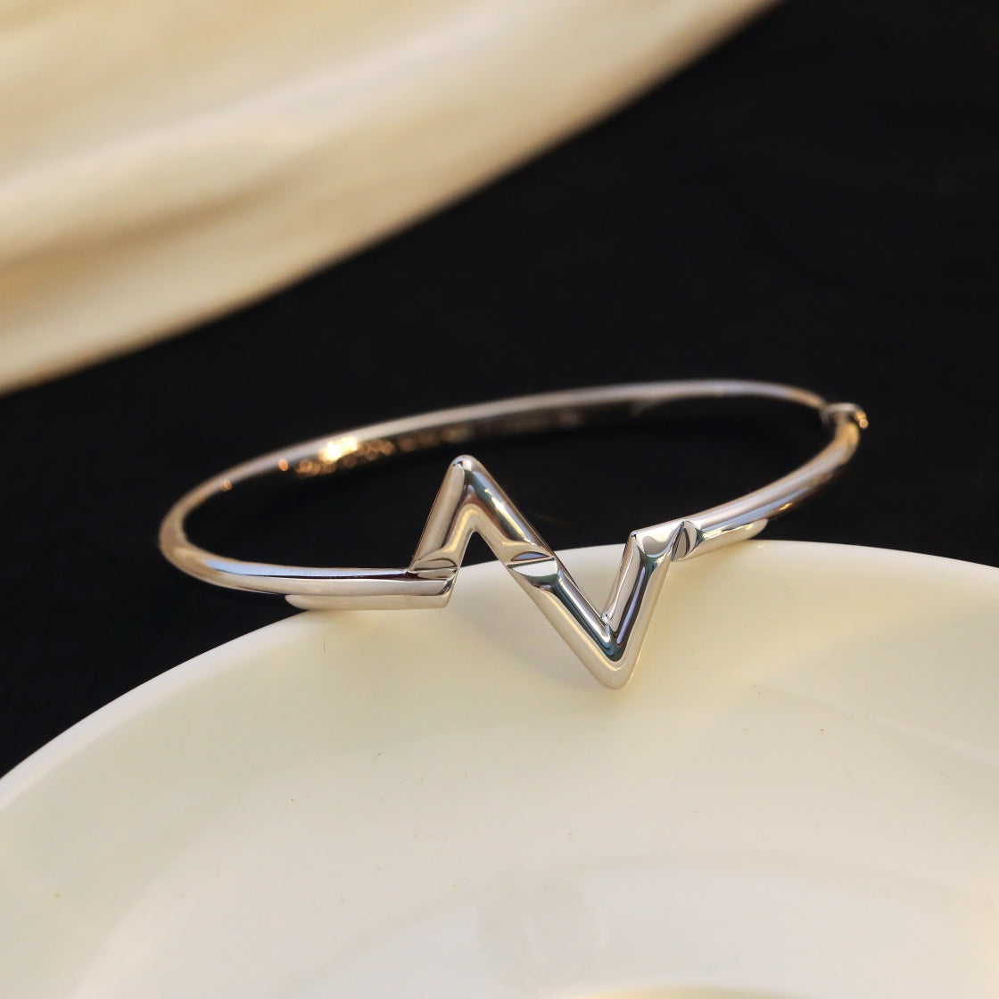 [Luxe Jewelry]VOLTE UPSITE DOWN BRACELET