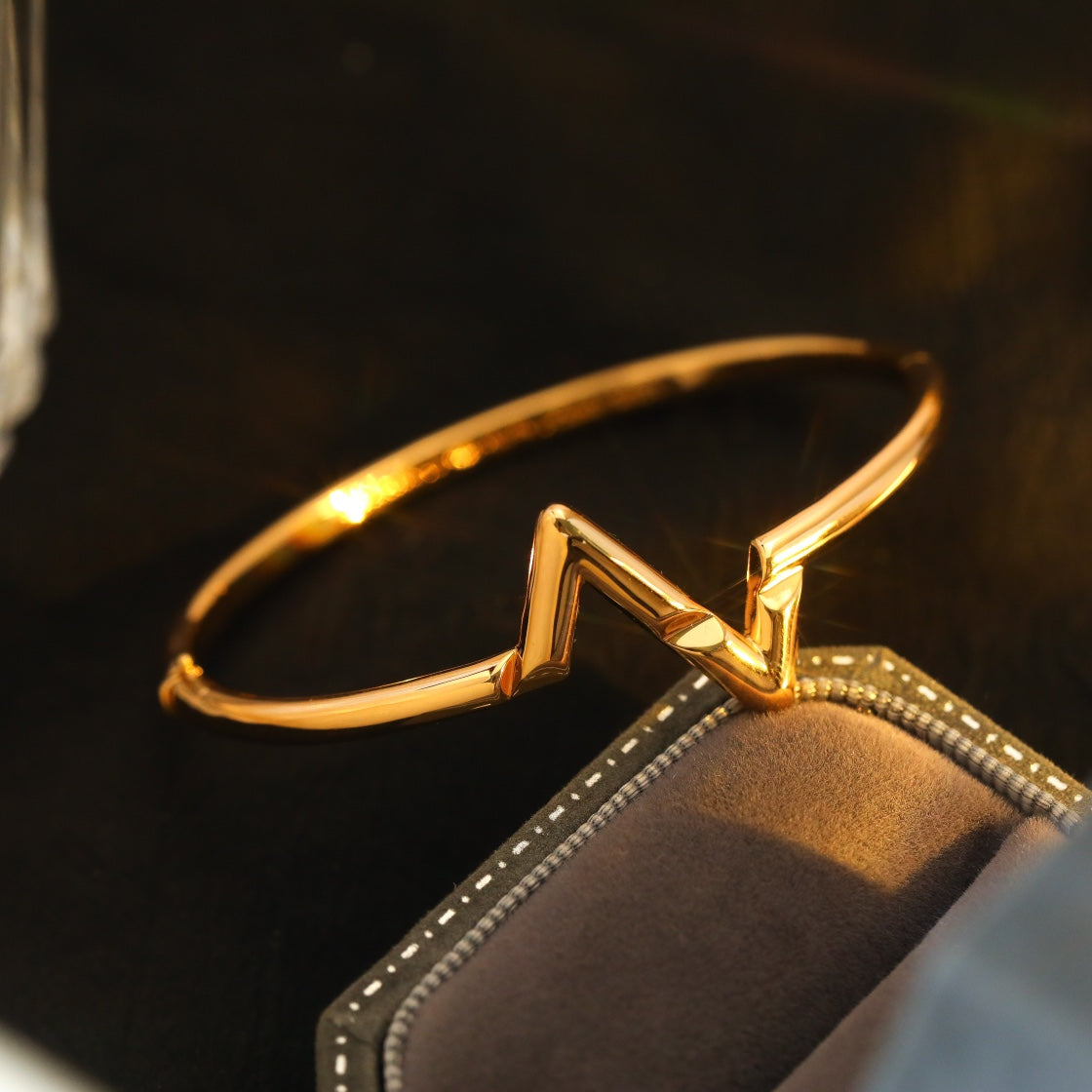 [Luxe Jewelry]VOLTE UPSITE DOWN BRACELET