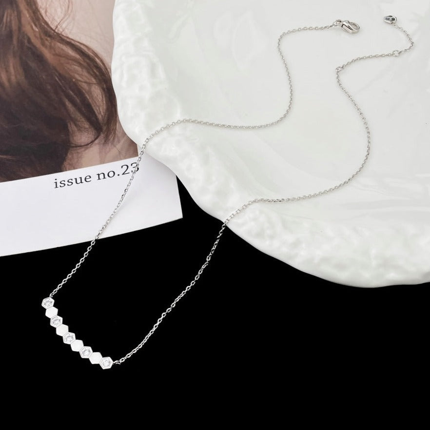 [Luxe Jewelry]BEE MY LOVE DIAMOND NECKLACE