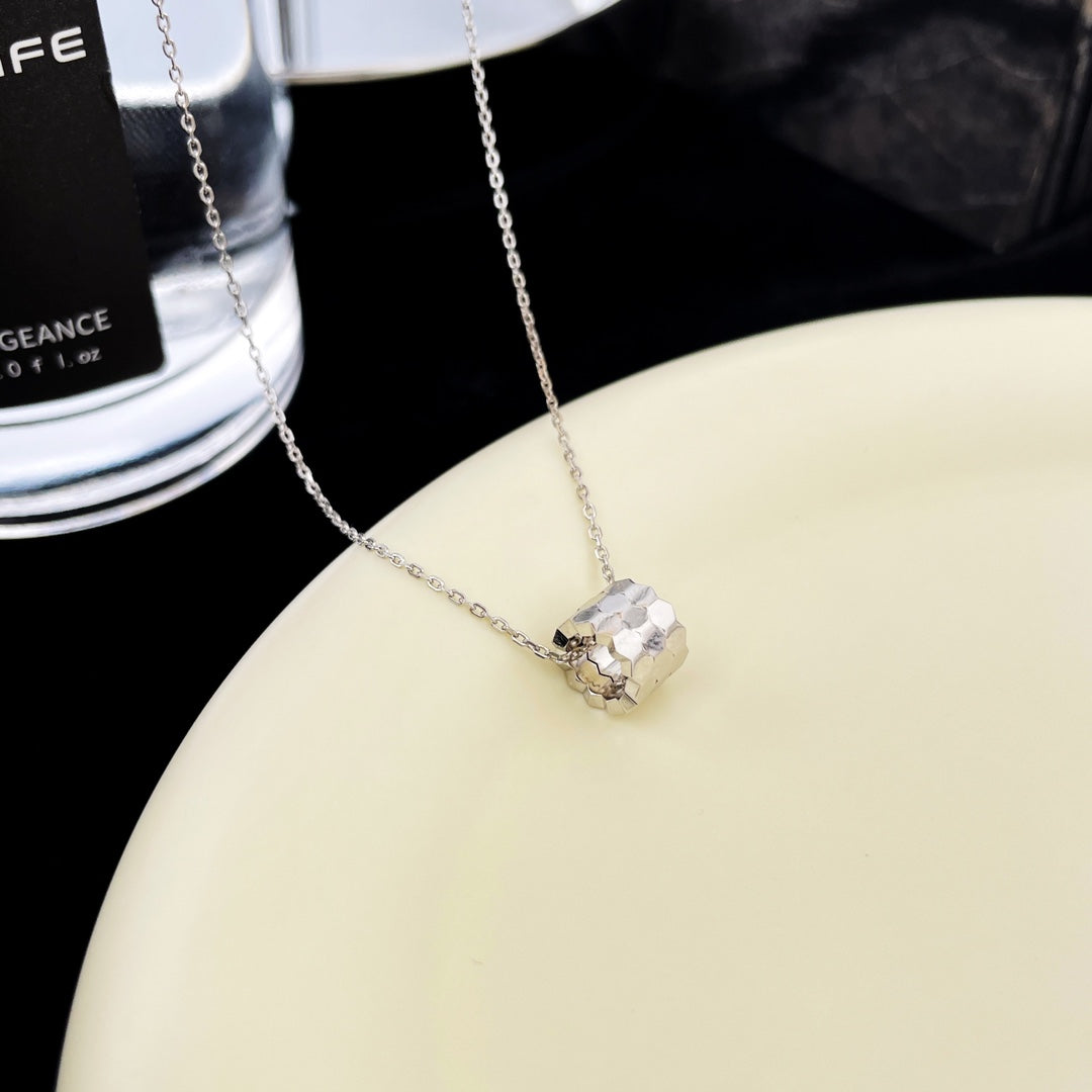 [Luxe Jewelry]BEE MINI PEDANT DIAMOND NECKLACE
