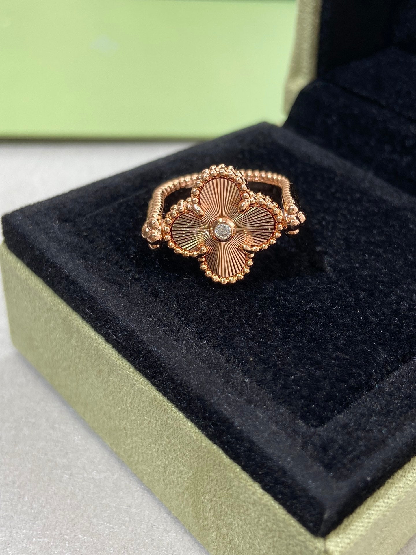 [Luxe Jewelry]CLOVER RIVERSIBLE ROSE GOLD RING