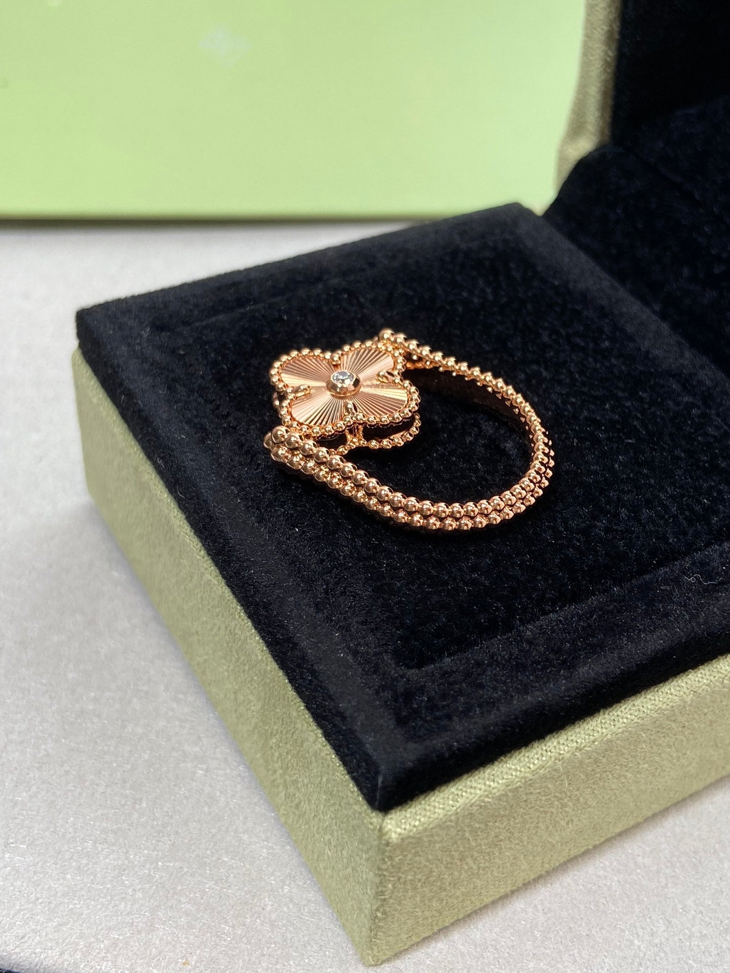 [Luxe Jewelry]CLOVER RIVERSIBLE ROSE GOLD RING