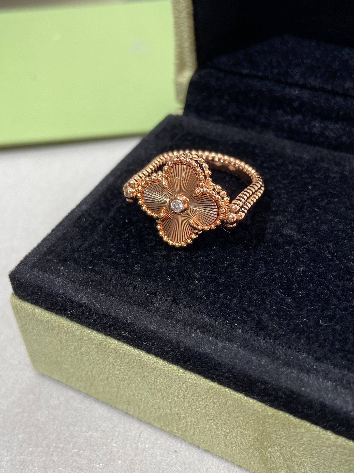 [Luxe Jewelry]CLOVER RIVERSIBLE ROSE GOLD RING