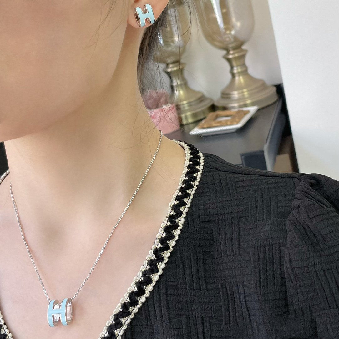[Bijoux de luxe]Collier POP H bleu ciel