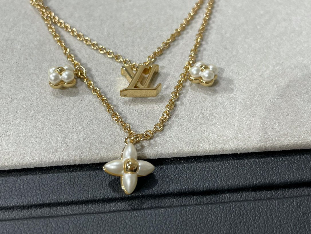 [Bijoux de luxe] Collier double rang en nacre dorée Flowergram