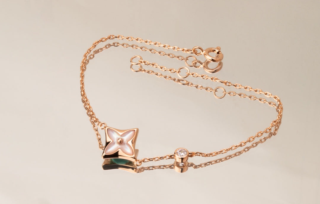 [Bijoux de luxe] Collier étoile en or rose avec 1 diamant
