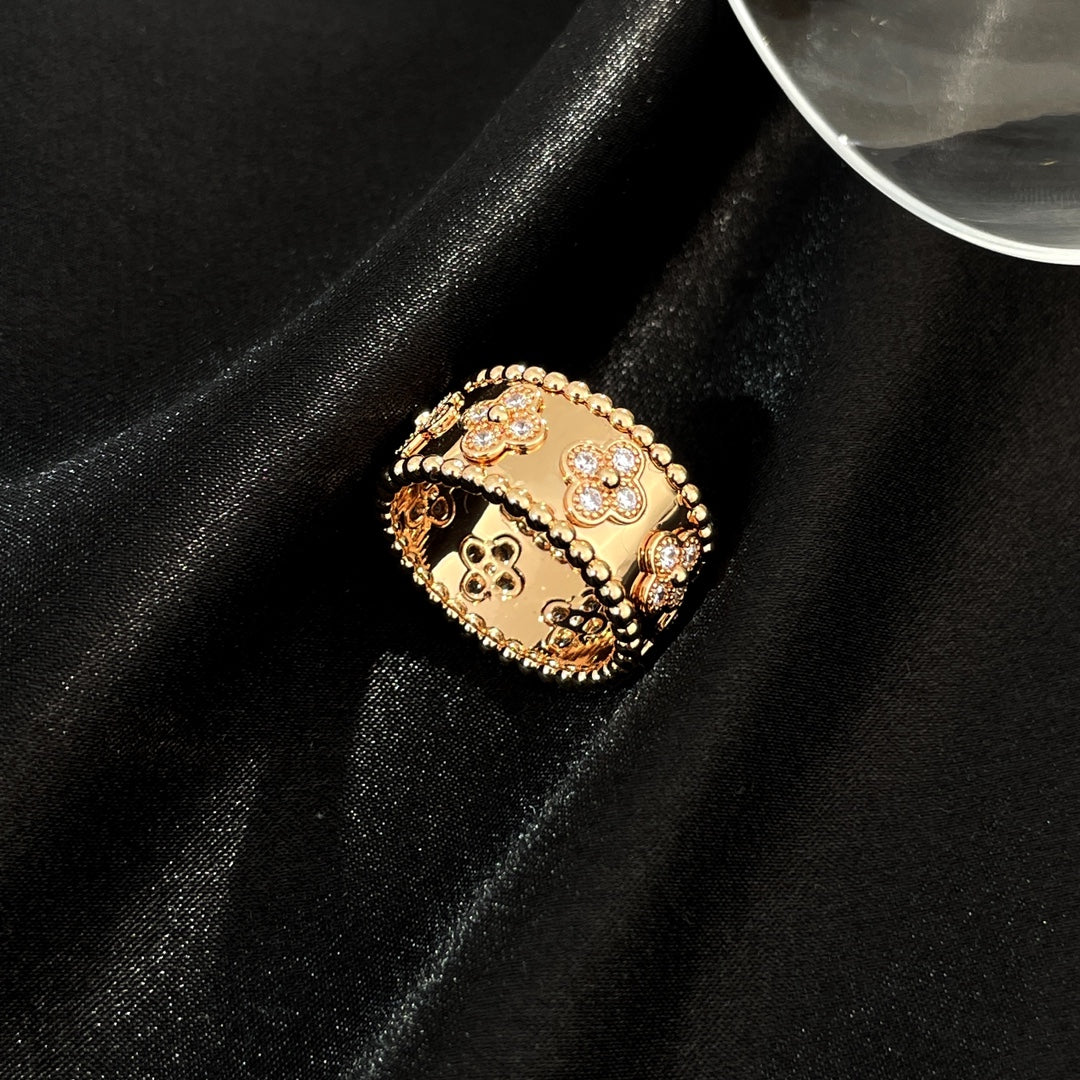 [Bijoux de luxe] GRANDE BAGUE PERLEE DIAMANT 