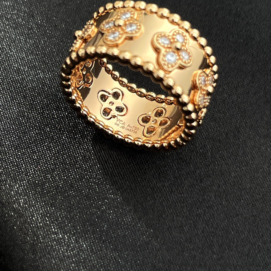 [Bijoux de luxe] GRANDE BAGUE PERLEE DIAMANT 