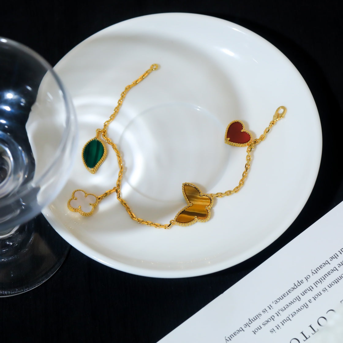 [Bijoux de luxe] Bracelet en or LUCKY SPRING à 5 motifs 