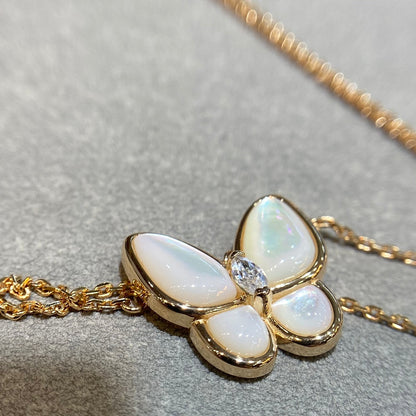 [Luxe Jewelry]BUTTERFLY MOP DIAMOND NECKLACE