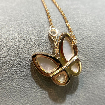 [Luxe Jewelry]BUTTERFLY MOP DIAMOND NECKLACE