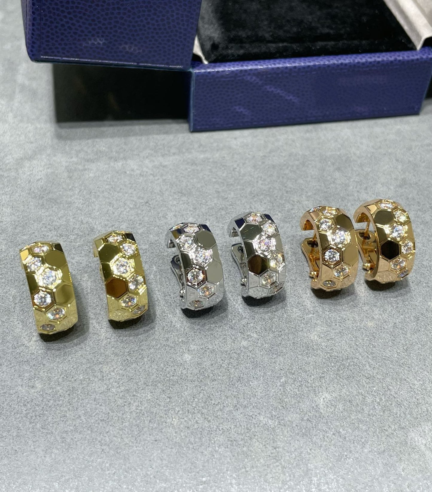 [Bijoux de luxe]Boucles d'oreilles créoles en diamant Bee Love 