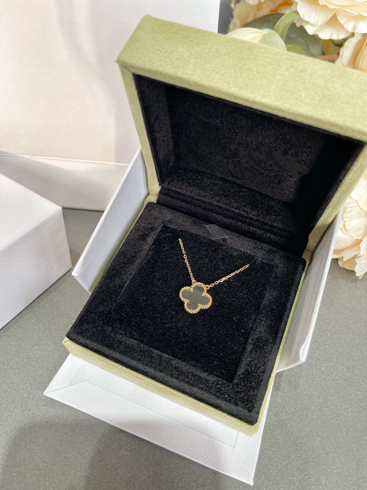 [Luxe Jewelry]CLOVER ROCK CRYSTAL ROSE GOLD NECKLACE