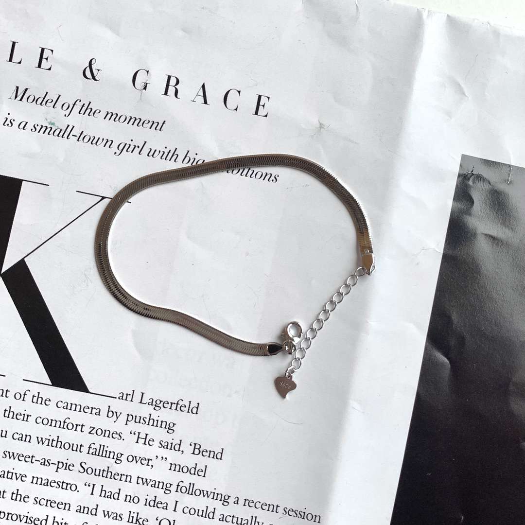 [Luxe Jewelry]Flat Snake Bone Chain Blade Necklace