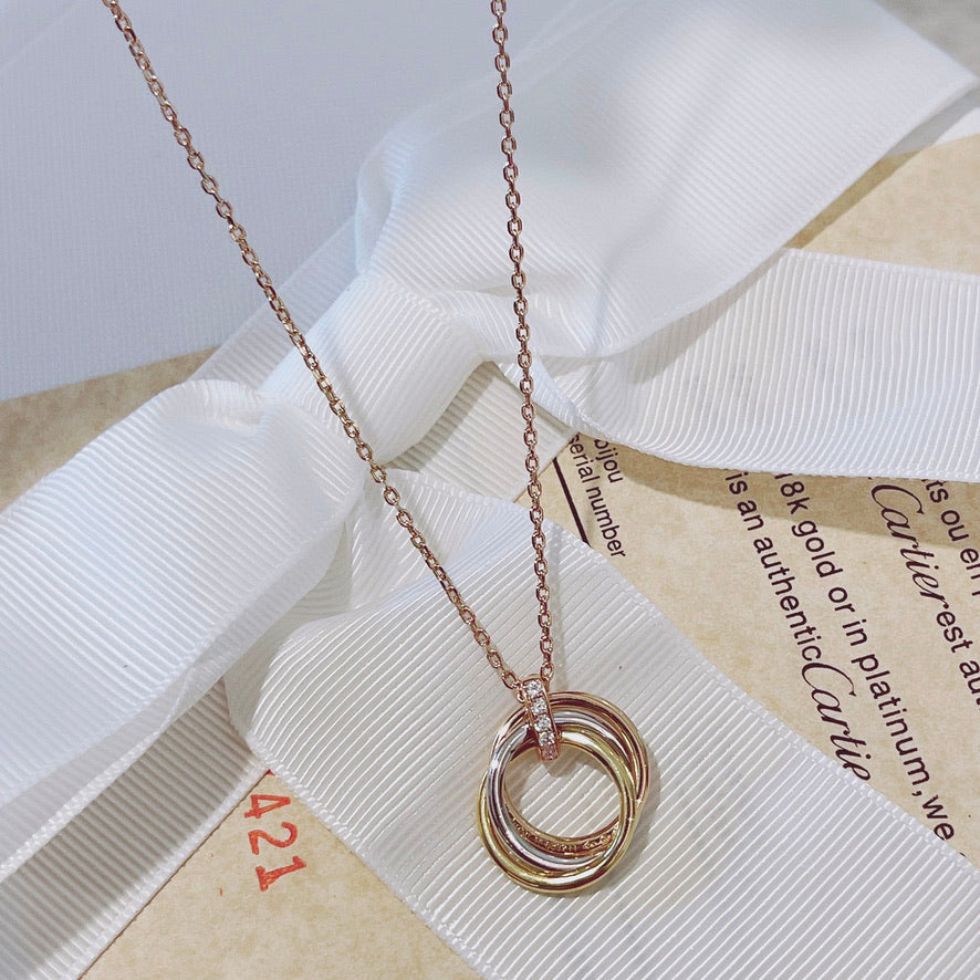 [Luxe Jewelry]TRINITY NECKLACE GOLD  DIAMONDS