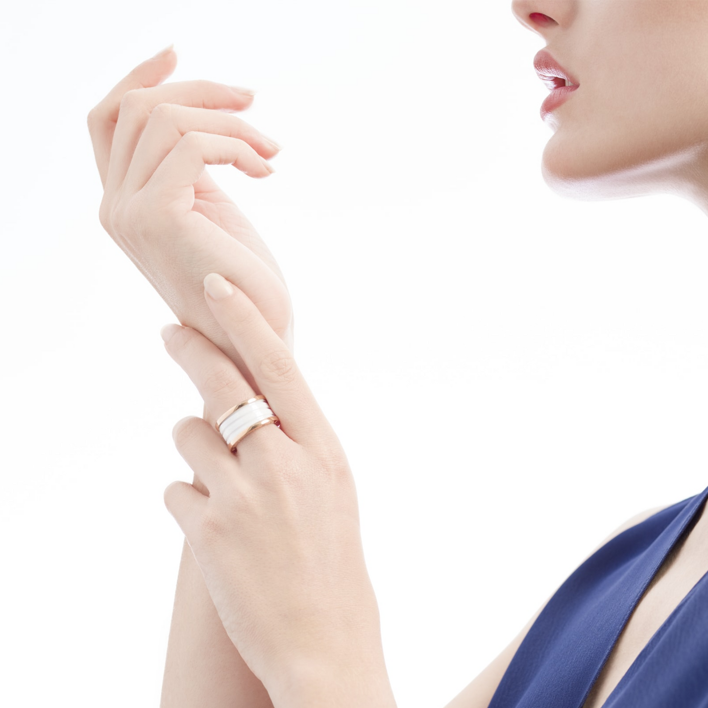 [Luxe Jewelry]ZERO 1 FOUR-BAND LOOPS AND WHITE CERAMIC SPIRAL PINK GOLD RING