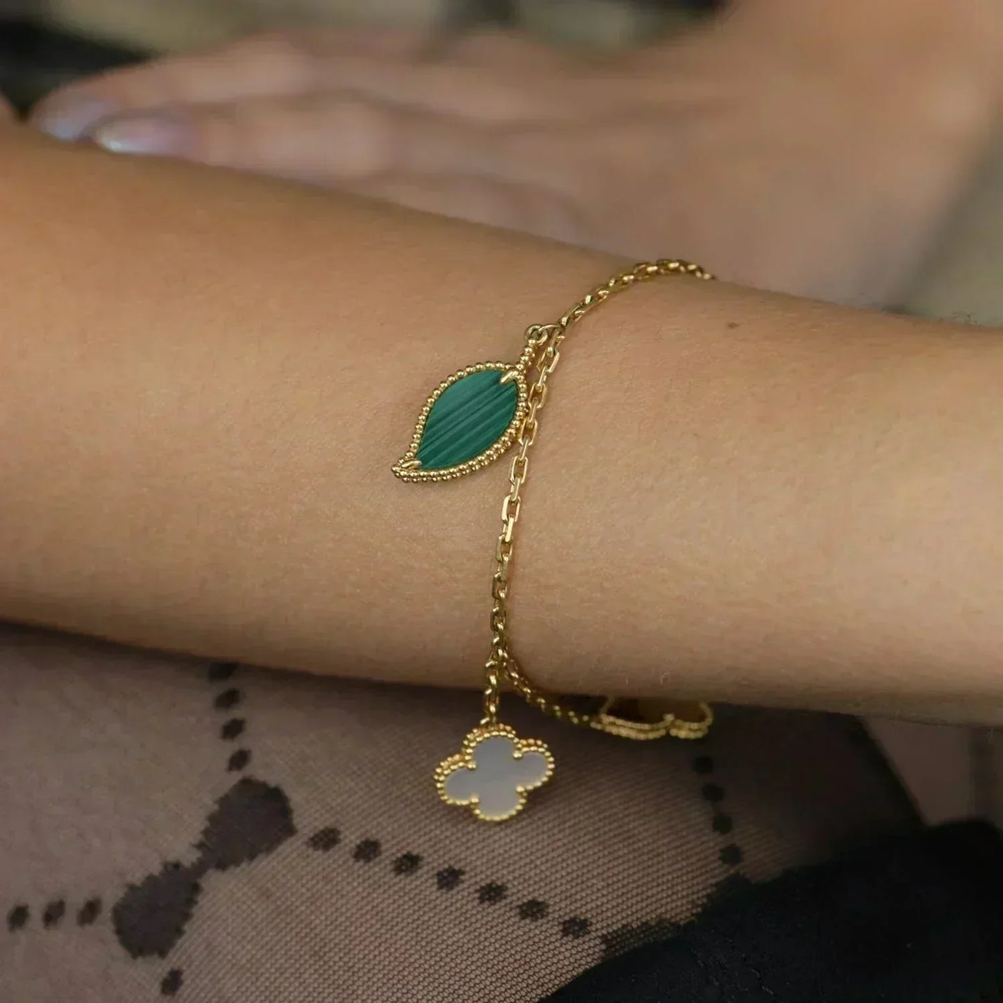 [Bijoux de luxe] Bracelet en or LUCKY SPRING à 5 motifs 