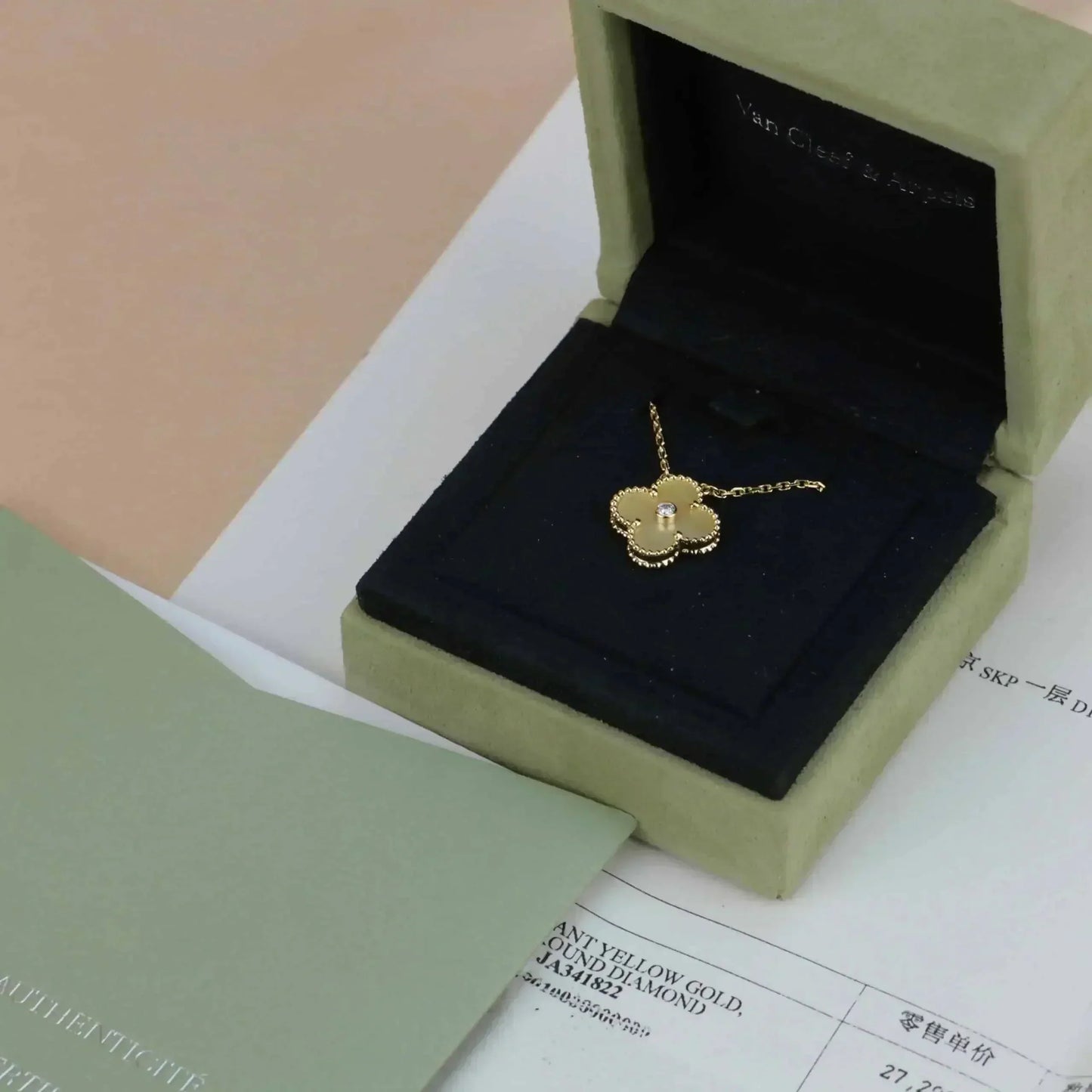 [Bijoux de luxe] Collier Clover 15 mm en or et nacre