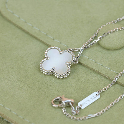 [Luxe Jewelry]CLOVER  15MM WHITE MOTHER-OF-PEARL SILVER