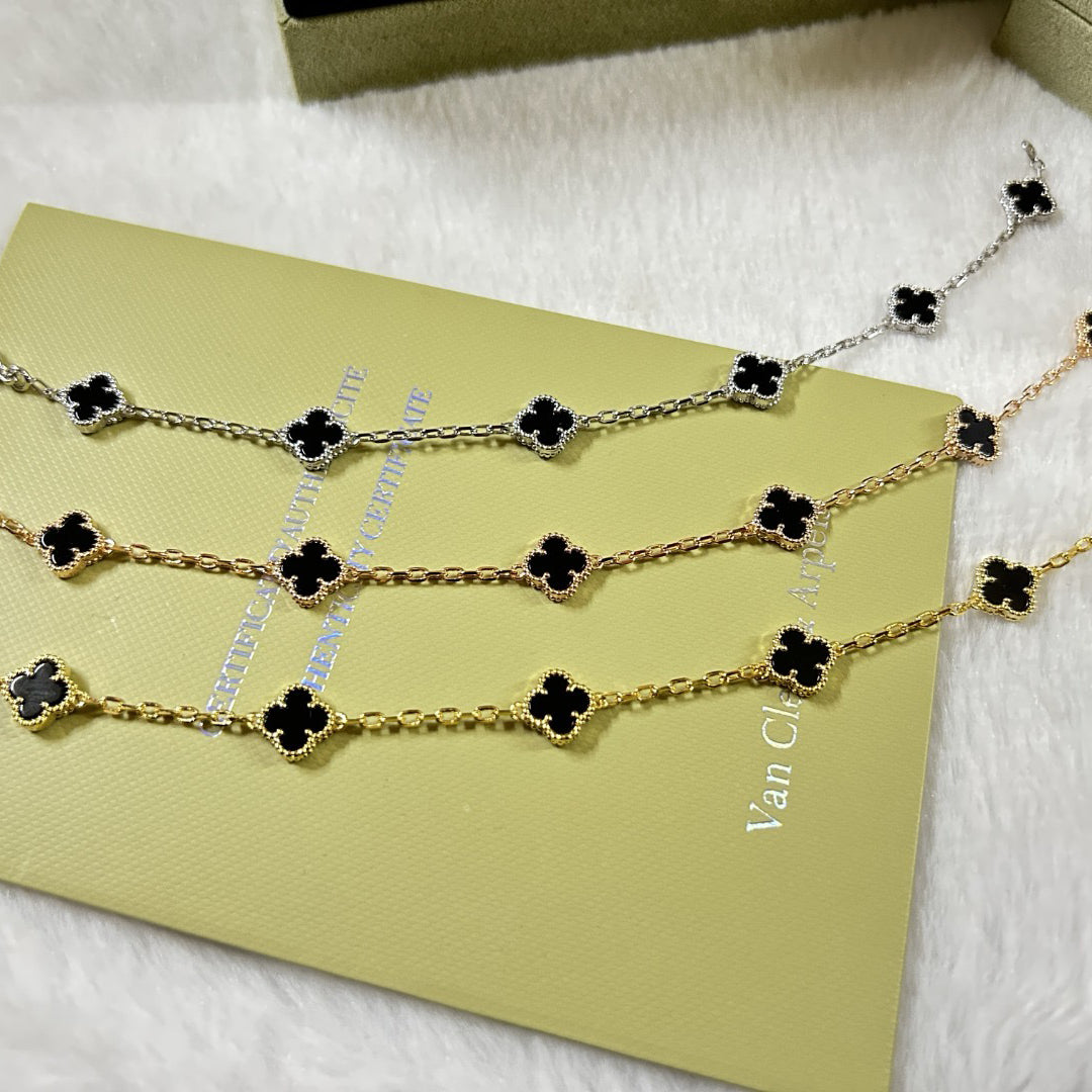 [Bijoux de luxe] Bracelet en onyx à six motifs de trèfle