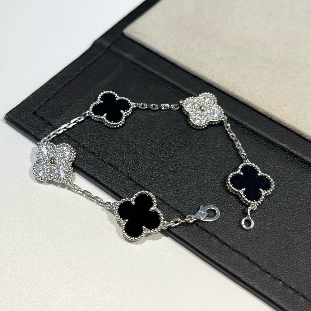 [Luxe Jewelry]CLOVER 5 MOTIF ONYXS DIAMOND BRACELET SILVER