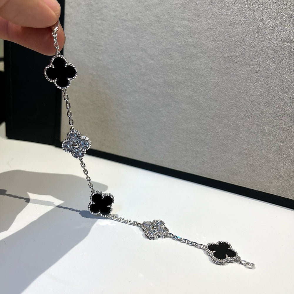 [Luxe Jewelry]CLOVER 5 MOTIF ONYXS DIAMOND BRACELET SILVER